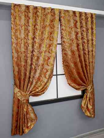 Комплект готовых штор VR-Textil Жаккард Завиток с люрексом № 1646ш Оранжевый с золотистым 145х170 см 2 шт (35-0258) Киев