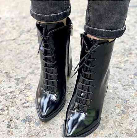 Wright Черевики жіночі WRIGHT чорні шкіра лакована каблук 10см 37р.40р. (4226) Коломия