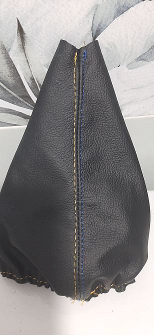 Чехол кулисы ручки кпп кожаный Фольксваген Поло. Пассат Чехол из натуральной кожи Volksvagen Polo Киев - изображение 1