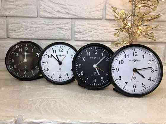 Годинник будильник Ideen Welt настільний з радіоконтролем, LED Німеччина Рівне