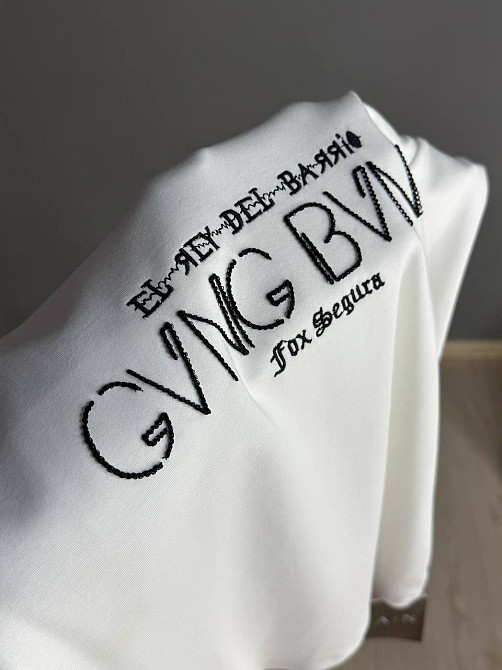 Футболка женская A-N 30153 с вышивкой базовая однотонная one size, белый, one size Киев - изображение 2