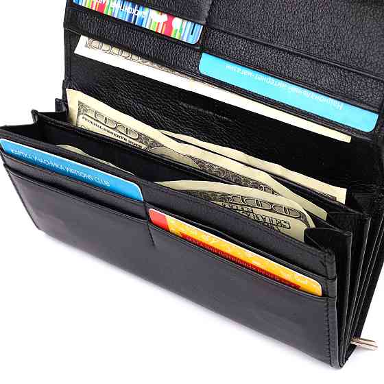 Функціональний жіночий гаманець на магнітах із натуральної шкіри ST Leather 23112 Чорний Київ