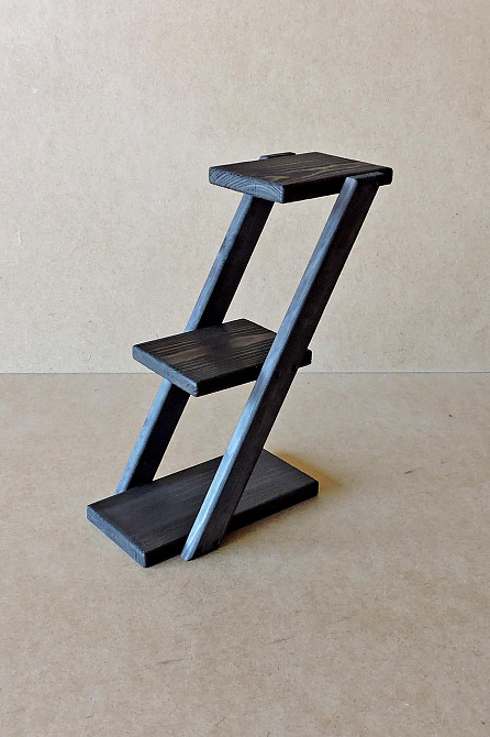 Подставка для цветов 