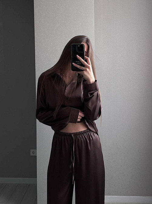 Женский базовый костюм двойка: рубашка и брюки из шелка армани Шоколадный Одесса - изображение 4