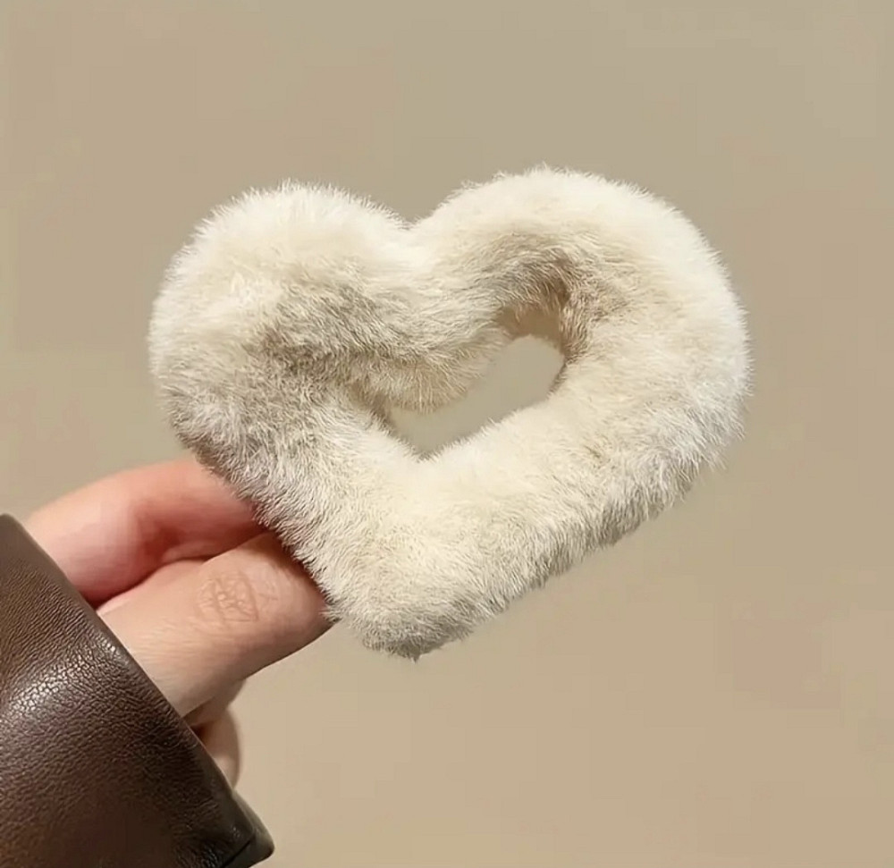 Шпилька крабік із хутра 