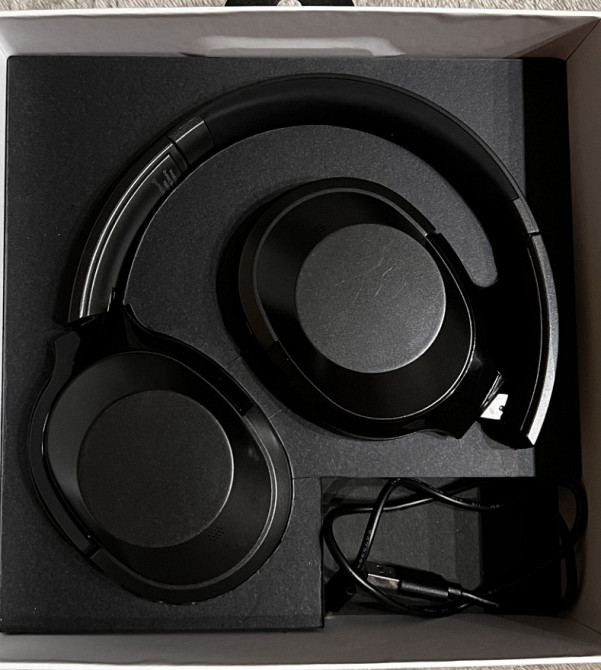 Блютузні навушники Future Tour PRO Киев - изображение 3