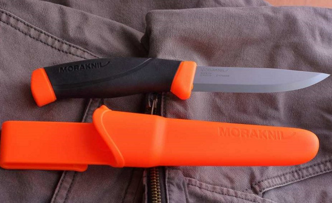 Кухонный Нож универсальный с чехлом Morakniv 