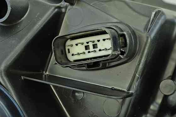 Фара автомобіль Ford Mondeo 5 (2013-2016) ліва покажчик повороту білий галоген лінзована Мукачево