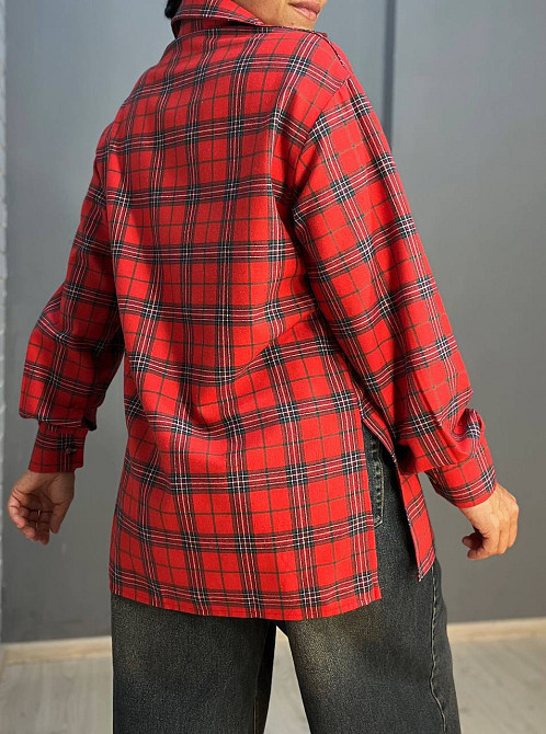 Сорочка жіноча Ariadna 8052 картата оверсайз розрізи по боках one size, червоний, one size Київ - фото 10