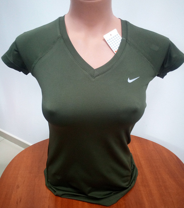 Женская футболка для фитнеса Сумы - изображение 2