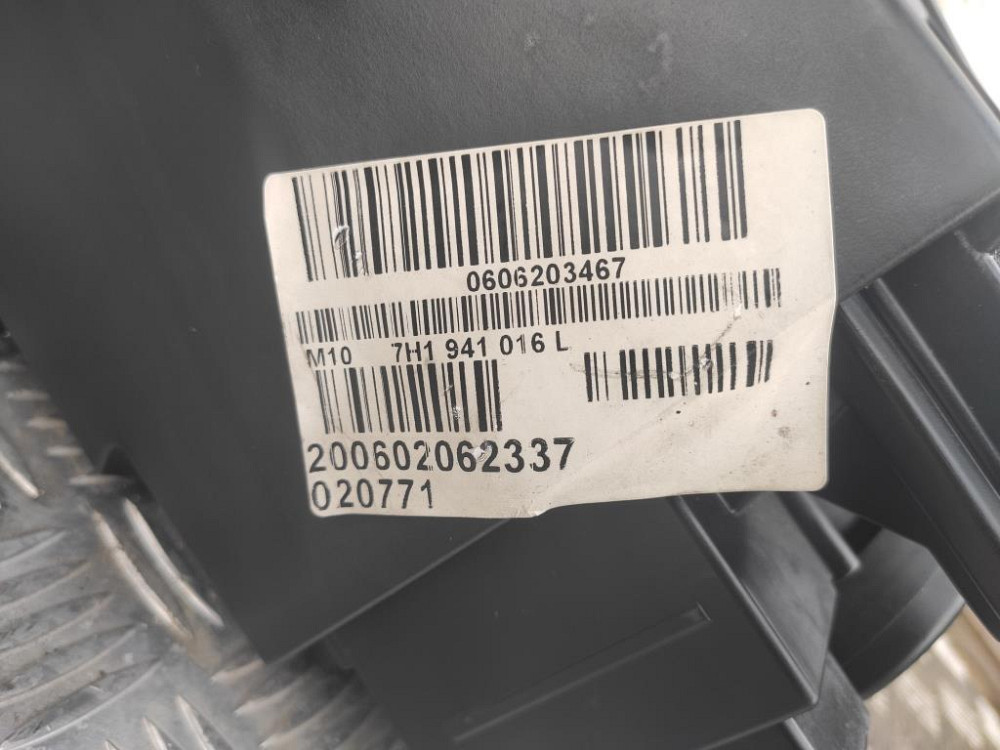 Фара права Volkswagen Multivan 2003-2010 Ковель - изображение 8