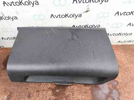 Кришка бардачка Nissan Note E11 2005-2012 (685109U100) Ковель