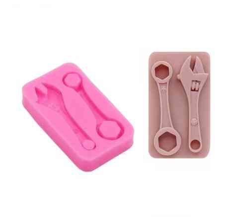 Молд силиконовый Ключ гаечный 54 на 31 мм розовый Киев