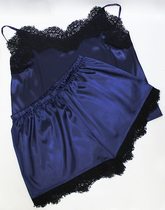 Піжама жіноча атласна майка і шорти з мереживом Темно-синій 44 Харків - фото 1