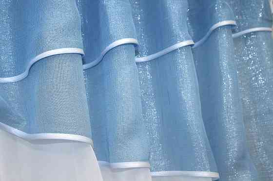 Кухонні штори VR-Textil № 091к з ламбрекеном і підв'язками блакитний з білим 270х170 см (52-0095) Київ