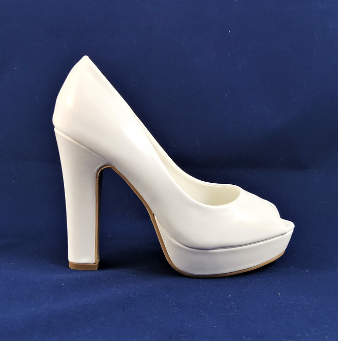 Жіночі Білі Туфлі на Кабуці Лакові моделі (розміри: 37) - 02-2 Дніпро - фото 2