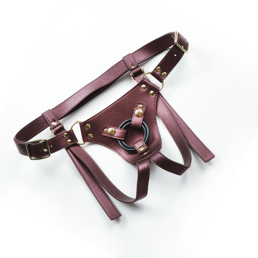 Трусики для страпона Strap-On-Me Harness Generous Aubergine, One Size, искусственная кожа, регулируемые ремни, сменные крепления д Киев - изображение 1