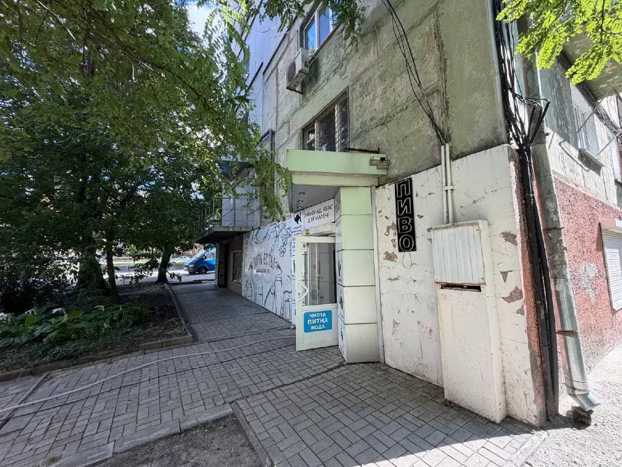 Нове Здам магазин\салон. пр. Поля 76. окремий вхід, своя вивіска. Був пивний магазин. Дніпро - фото 2