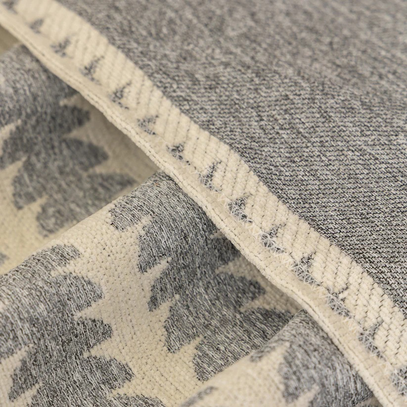 Плед покрывало для дивана и кровати,чехол накидка для мягкой мебели 180х230 см,бело-серый с узором Каменец-Подольский - изображение 2