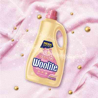 Гель для стирки Woolite Для шерсти и деликатных тканей С кератином 3.6 л (5900627090536) Винница