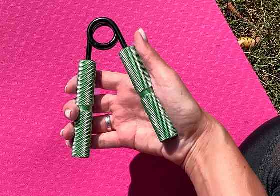 EasyFit Кистьовий еспандер EasyFit Hand Grip PRO 91 кг зелений (200 lb) Коломия