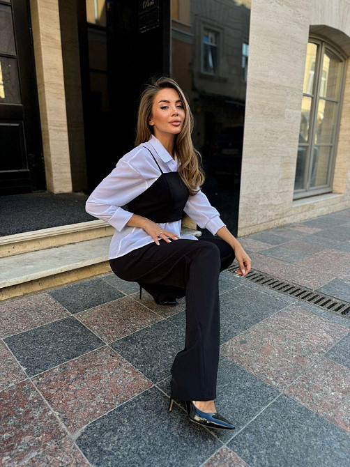 Женский брючный костюм тройка: рубашка, топ и штаны костюмка + шифон Одесса - изображение 7