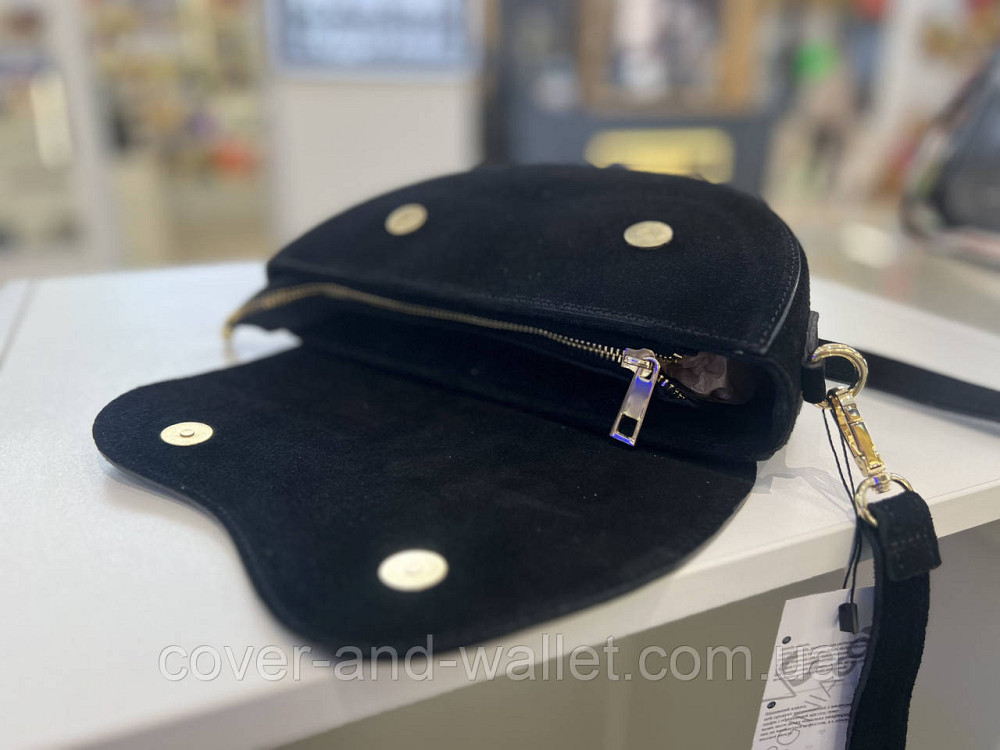 Стильная женская сумка кросс-боди из натуральной замши в черном цвете Virginia Conti Киев - изображение 12