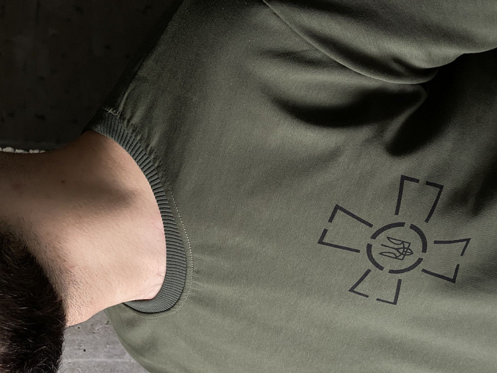 Світшот із принтом 'хрест ЗСУ' Дніпро - фото 6