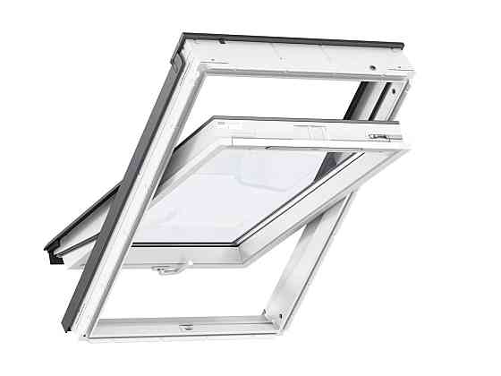 Мансардное влагостойкое окно Velux Стандарт Плюс GLU 0061 В (ручка снизу) 780, 1180 Киев