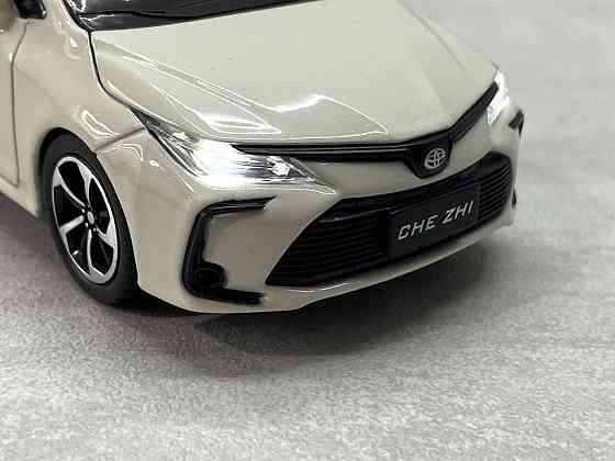 Машинка TK Union Group Toyota Corolla інерційна 1:32 Біла (GT-6258) Чернігів