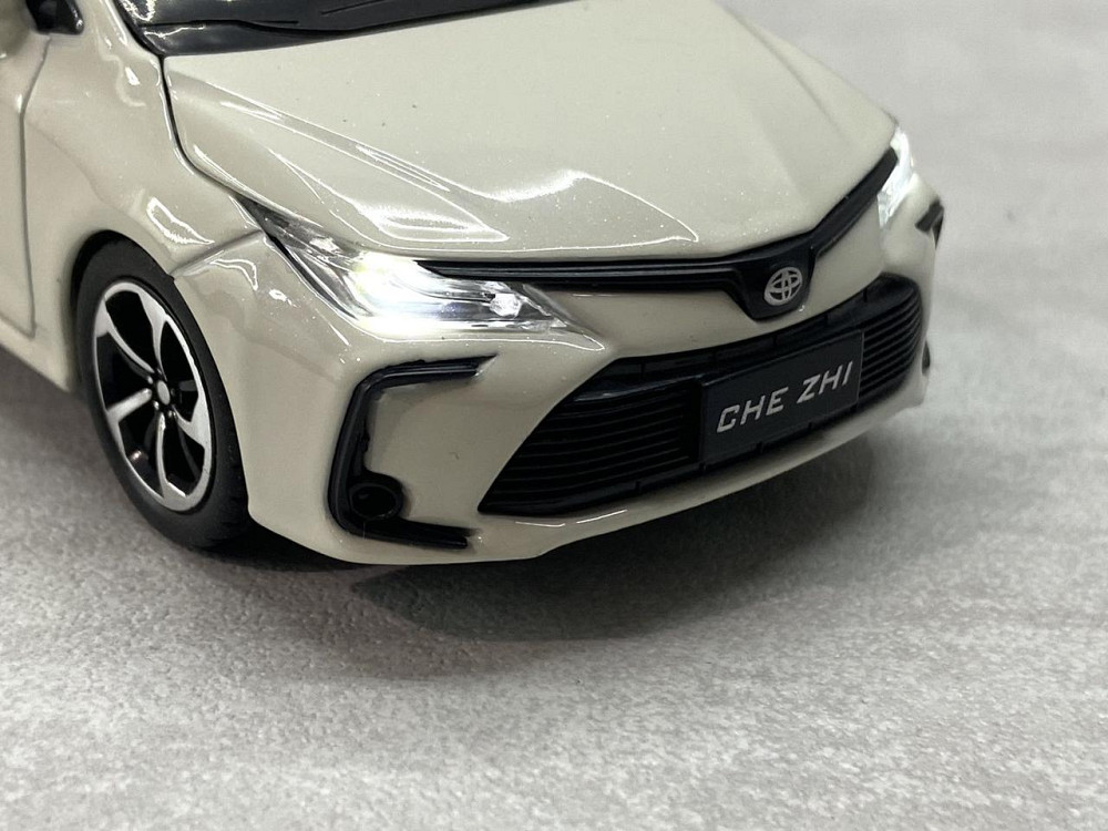 Машинка TK Union Group Toyota Corolla інерційна 1:32 Біла (GT-6258) Чернігів - фото 4