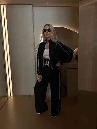 Женский стильный костюм двойка: кофта и штаны в спортивном стиле купра с бархатным напылением Черный, 42/44 Одесса