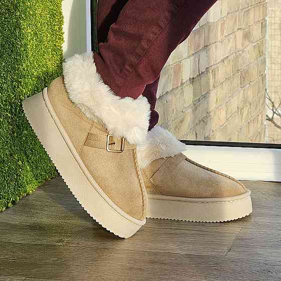 Зимові жіночі Уги Бежеві Чоботи з Хутром Теплі Сірі (розміри: 36,37,38,39,40,41) Дніпро
