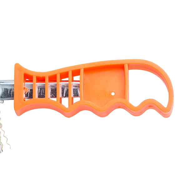 Grad Щетка проволочная с пластмассовой ручкой 250мм (латунированная) GRAD (9030015) Коломия