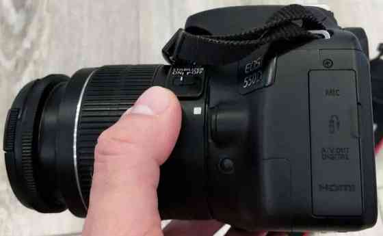 Дзеркальний Фотоаппарат Canon EOS 550D Kit. Київ