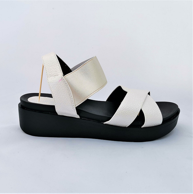 Жіночі Сандалії Босоніжки Білі Гумка Літня Взуття (розміри: 37,38) - 0-4 Дніпро - фото 7