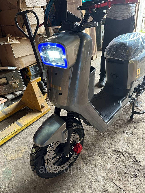 Електроскутер DOMINATOR A-9 1200w 72V23AH AMG шини 12«-12» купити в інтернет магазині дешево Одеса - фото 7