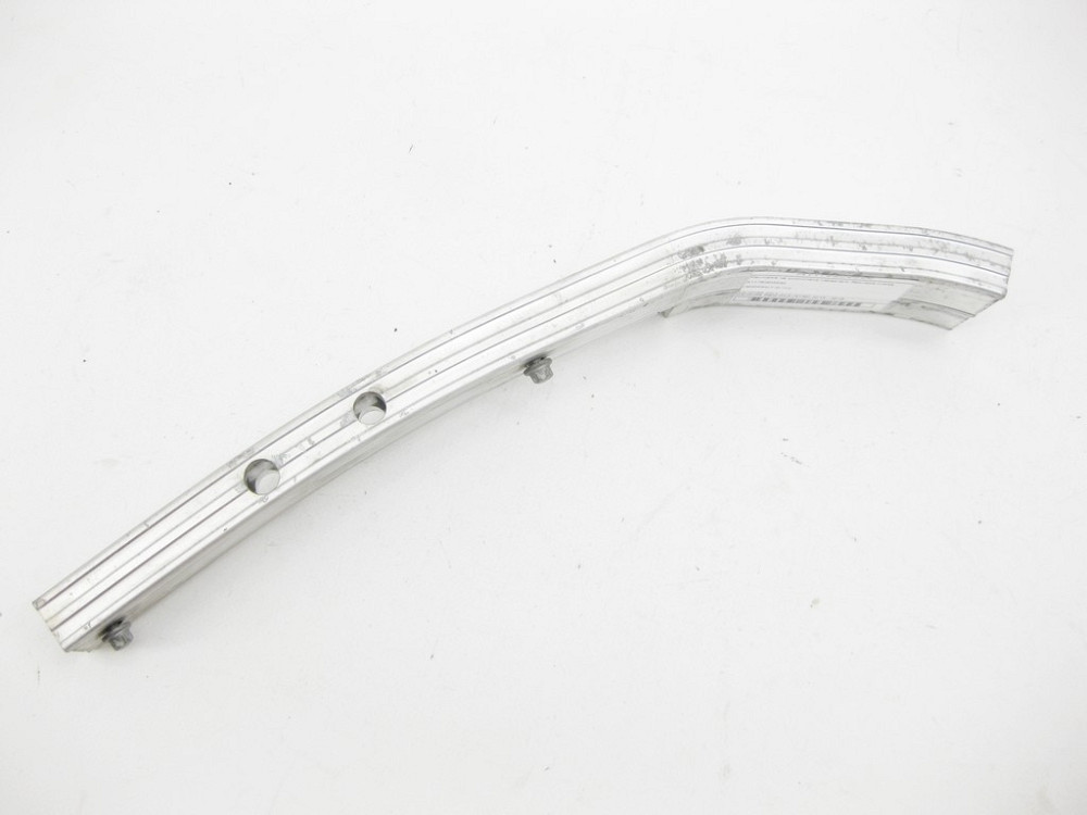 Mercedes-Benz  A1176200300 Розпірка на підсилювачі переднього бампера зліва CLA C117 GLA X156 Одесса - изображение 1