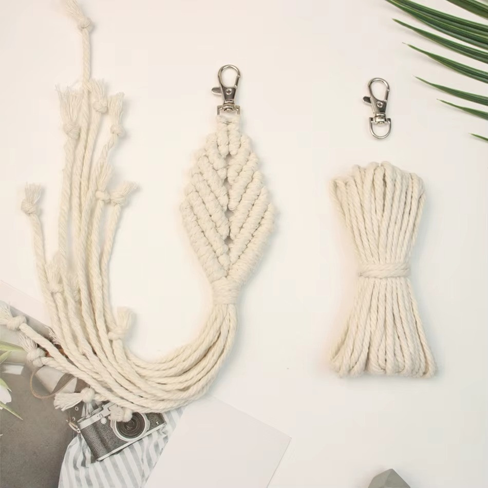 Набор макраме ручного вязания и для рукоделия брелока 