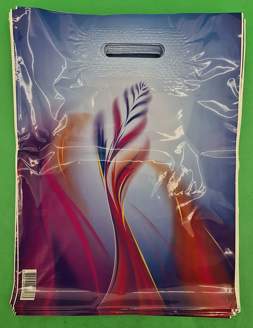 Пакет с прорезной ручкой, ламинированный 