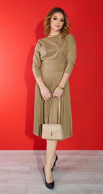 Стильное замшевое платье плиссе (50) Киев - изображение 5