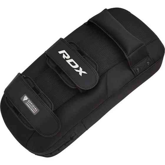Пади для тайського боксу RDX Arm Pad Aura Plus T-17 Black (1 шт.) Каменское