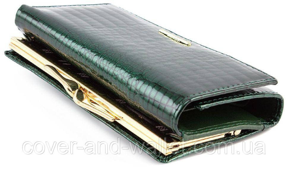 Невеликий лаковий жіночий гаманець на магнітній фіксації зеленого кольору Marco Coverna Київ - фото 6