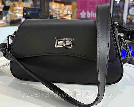 Елегантна каркасна жіноча сумочка з італійської шкіри чорного кольору Virginia Conti Київ