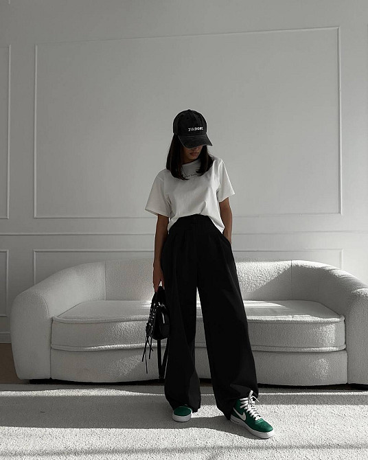 Женские базовые брюки палаццо костюмка Черный, 42/44 Одесса - изображение 1