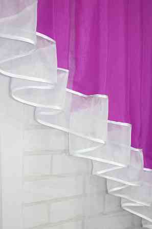 Кухонний комплект VR-Textil № 062к шторка з ламбрекеном фуксія з білим 200х170 см (50-281) Київ