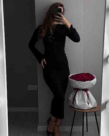 Жіноча елегантна сукня міді з відкритою спинкою віскоза Одеса