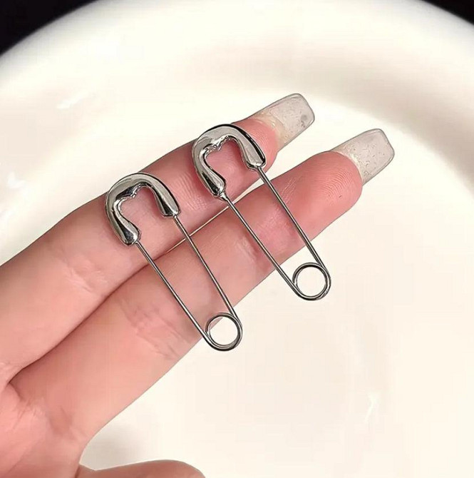 Серьги в форме булавки Модные трендовые украшения для ушей, универсальный аксессуар для мужчин и жен Киев - изображение 6