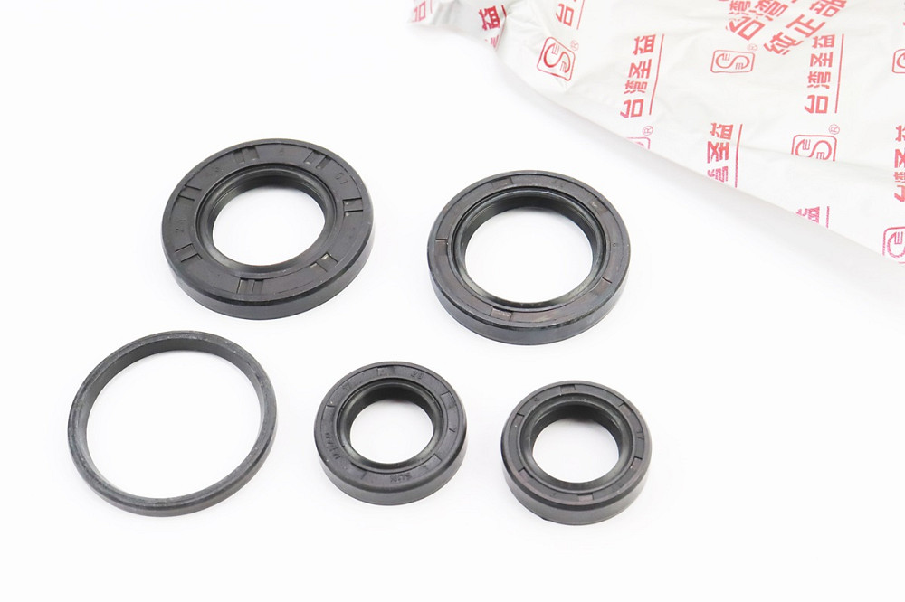 Сальники к-кт 5шт (17x27x6; 17x28x5,5; 24x43x6; 27x40x6; 34x39x3) двигуна, Suzuki AG50/V50 Київ - фото 1