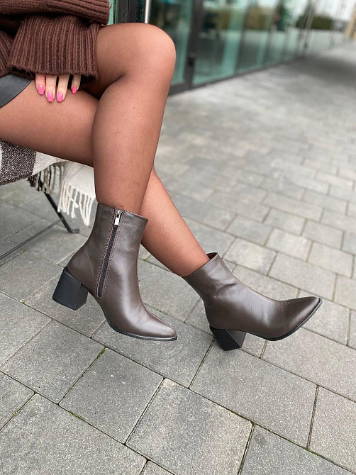Черевики жіночі з натуральної шкіри демісезонні 6057 шоколадні на підборах / Черевики весна-осі Коломия - фото 3
